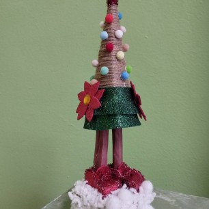 "Ёлочка в красных сапожках"