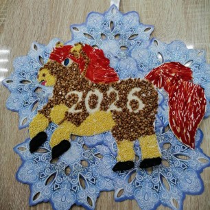 Веселая лошадка