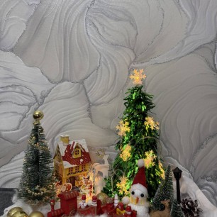 Новый год к нам мчится