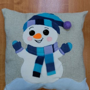 Подушка "Снеговичок"