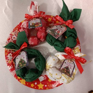 Сладкий сувенир "Новогодний венок"