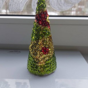 Ёлка Владика