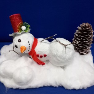 Композиция "Снеговик на отдыхе"