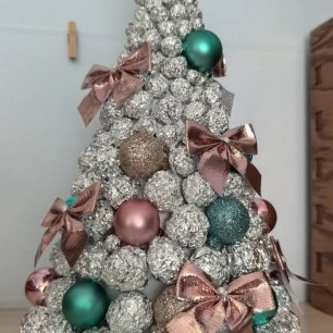 Елочка-красавица!