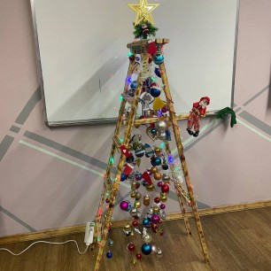 Елочка-лесенка