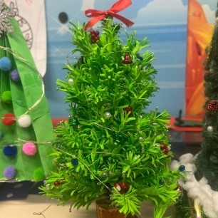 "Волшебное чудо -елочка"