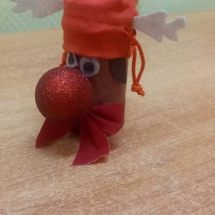 Новогодний олененок