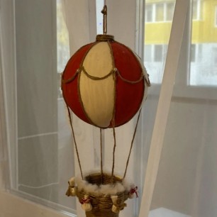 На большом, воздушном шаре в Новый год