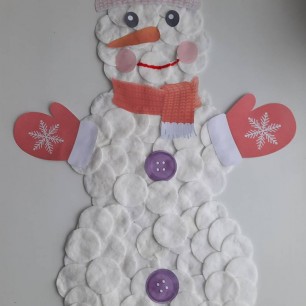 Весёлый снеговик