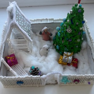 "Пусть зимушка веселая подольше не кончается!"