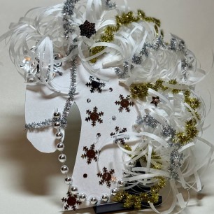 Новогодняя лошадка