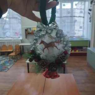 Новогодняя лошадка