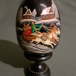 "Тройка мчится, тройка скачет"