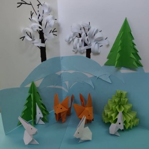 "Лисы на охоте"