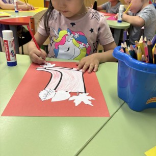 Сапоги с листьями