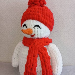 Весëлый снеговик