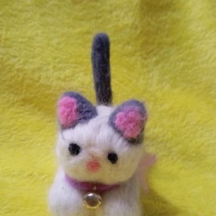 Котик из шерсти