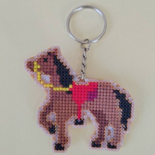 Вышитый брелок "Лошадка"