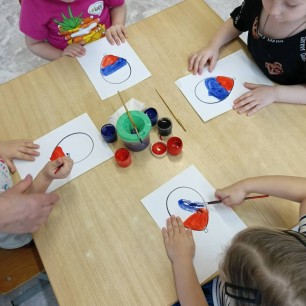 СОД с детьми .Рисование "Воздушный шарик"