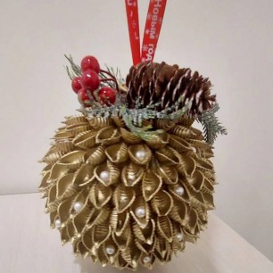 Украшение на елку