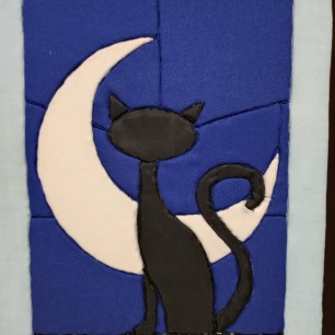 "Сидит кошка на окошке"