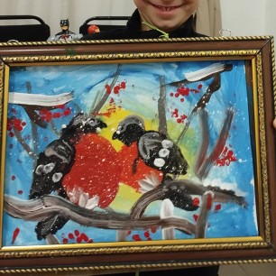 Снегири в зимнем лесу