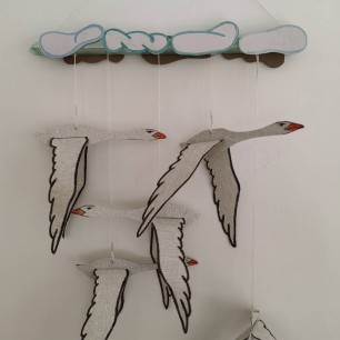 "Гуси лебеди"