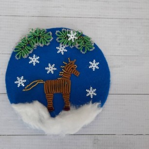 Новый год к нам мчится