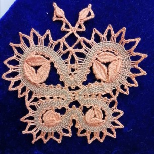 Бабочка. Киришское кружево