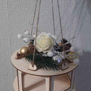 Новогодняя  кормушка