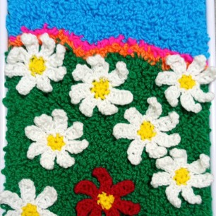 Красная ромашка