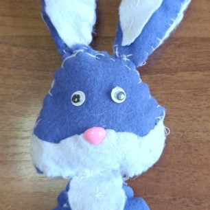 Зайчонок "Пушистик"