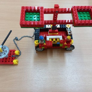 Действующая модель механических весов