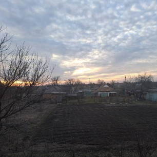 Весенний закат в родном селе