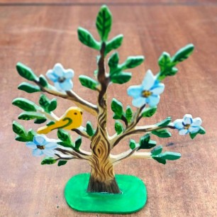 Весеннее дерево