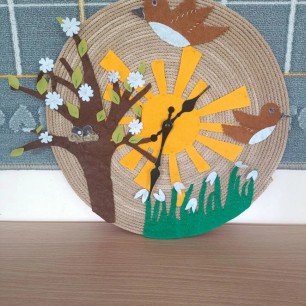 Часы "Весна"