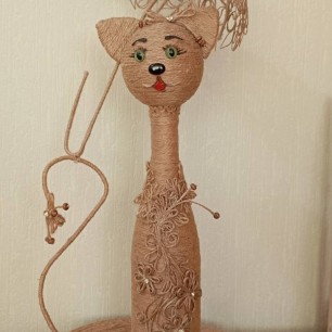 Кошечка на прогулке