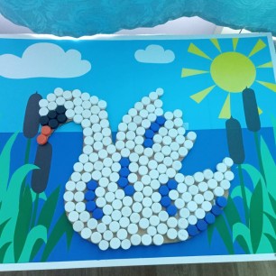 Белая лебедь