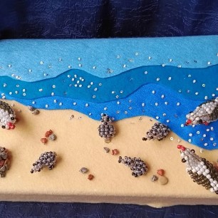 На берегу моря"