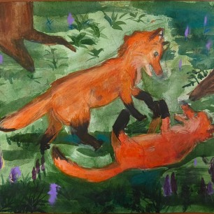 Лисички играют на опушке