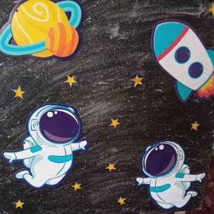 "В открытом космосе"