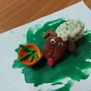 Веселая овечка