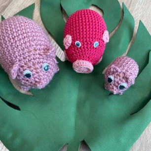 Три поросенка