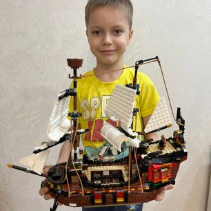 Пиратский корабль