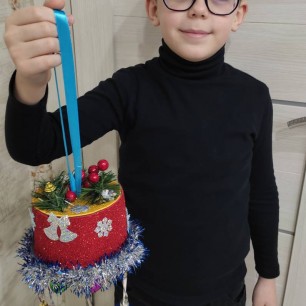 Елочные игрушки