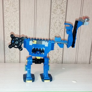 Робот охранник