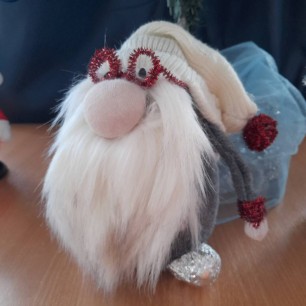 "Гном"