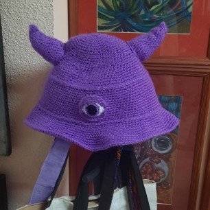 Необычная шляпа