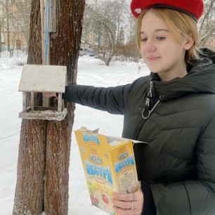 "Поможем зимующим птицам"