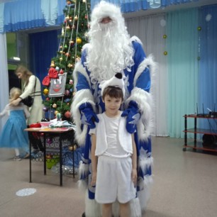 Весёлый мишка